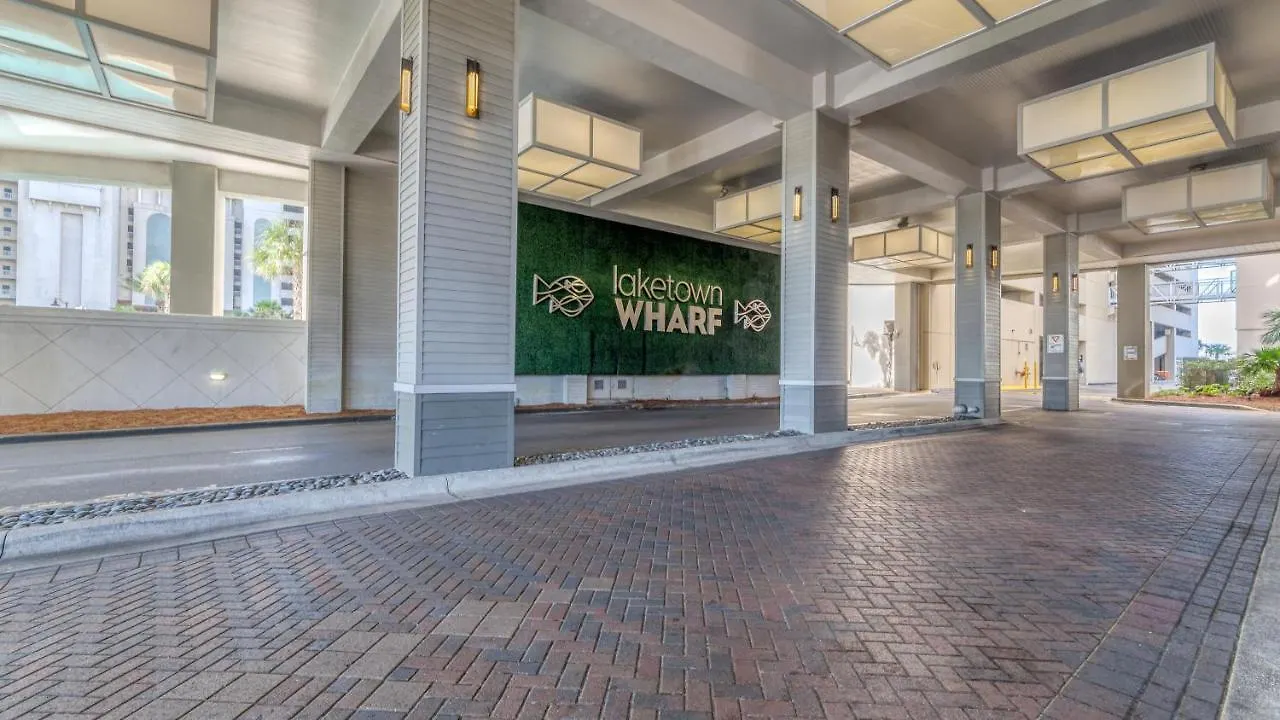 Semesterbostad Latitude Adjustment At Laketown Wharf #1107 By Nautical Properties Vacation Rentals Panama City Beach