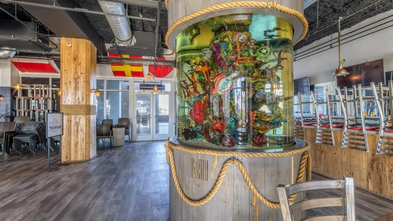 Semesterbostad Latitude Adjustment At Laketown Wharf #1107 By Nautical Properties Vacation Rentals Panama City Beach